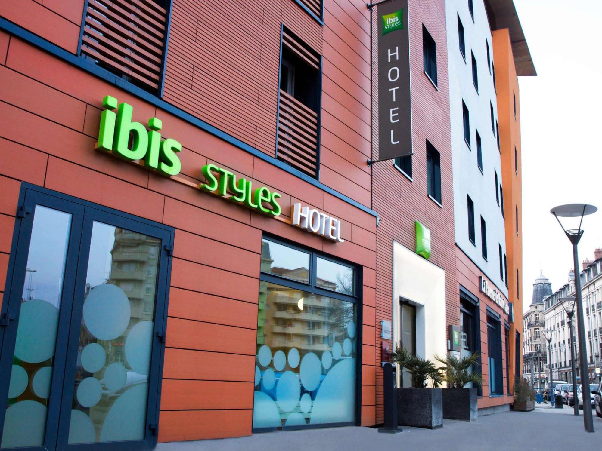 Ibis Styles Le Puy En Velay Hotel Buitenkant foto
