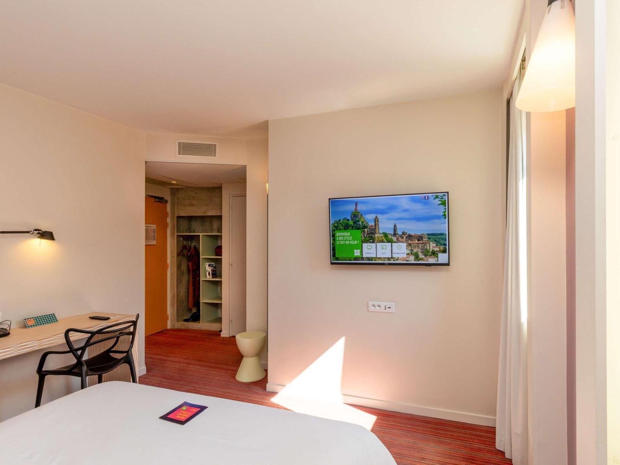 Ibis Styles Le Puy En Velay Hotel Buitenkant foto