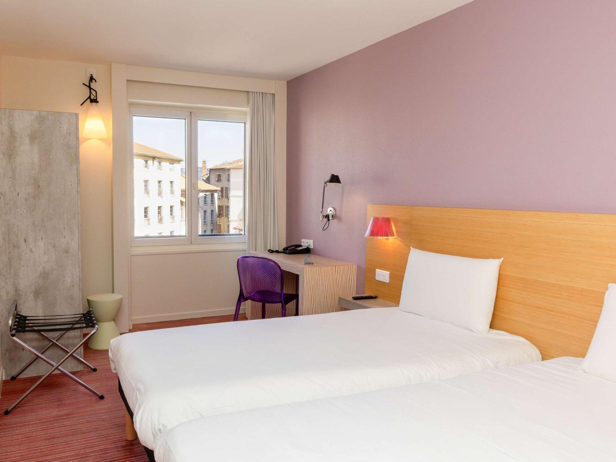 Ibis Styles Le Puy En Velay Hotel Buitenkant foto