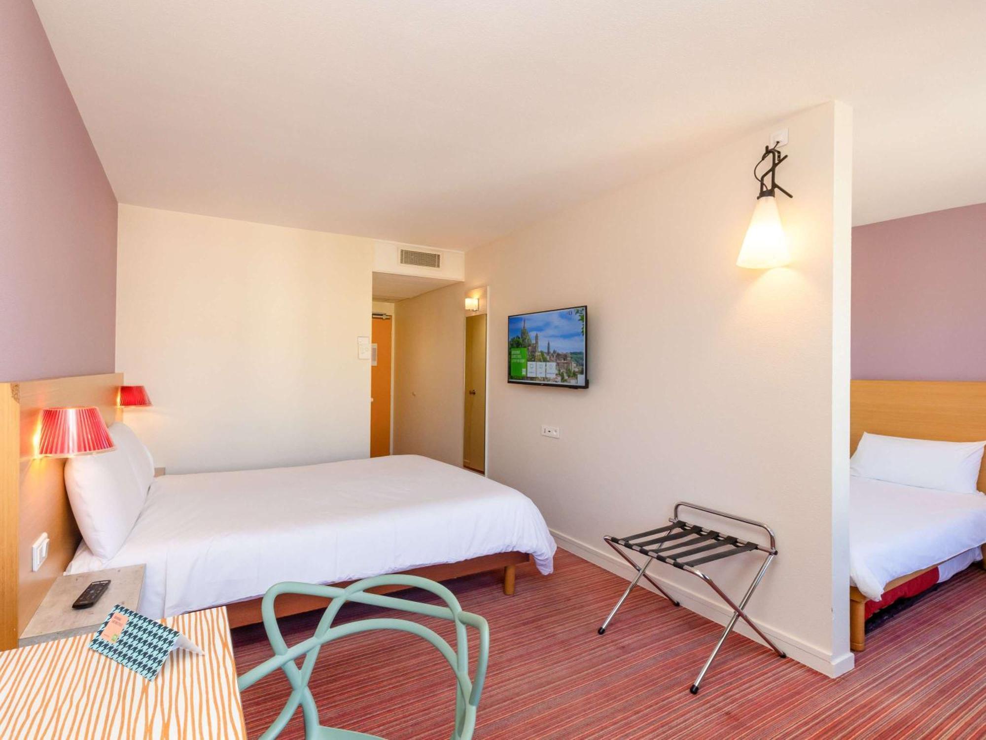 Ibis Styles Le Puy En Velay Hotel Buitenkant foto