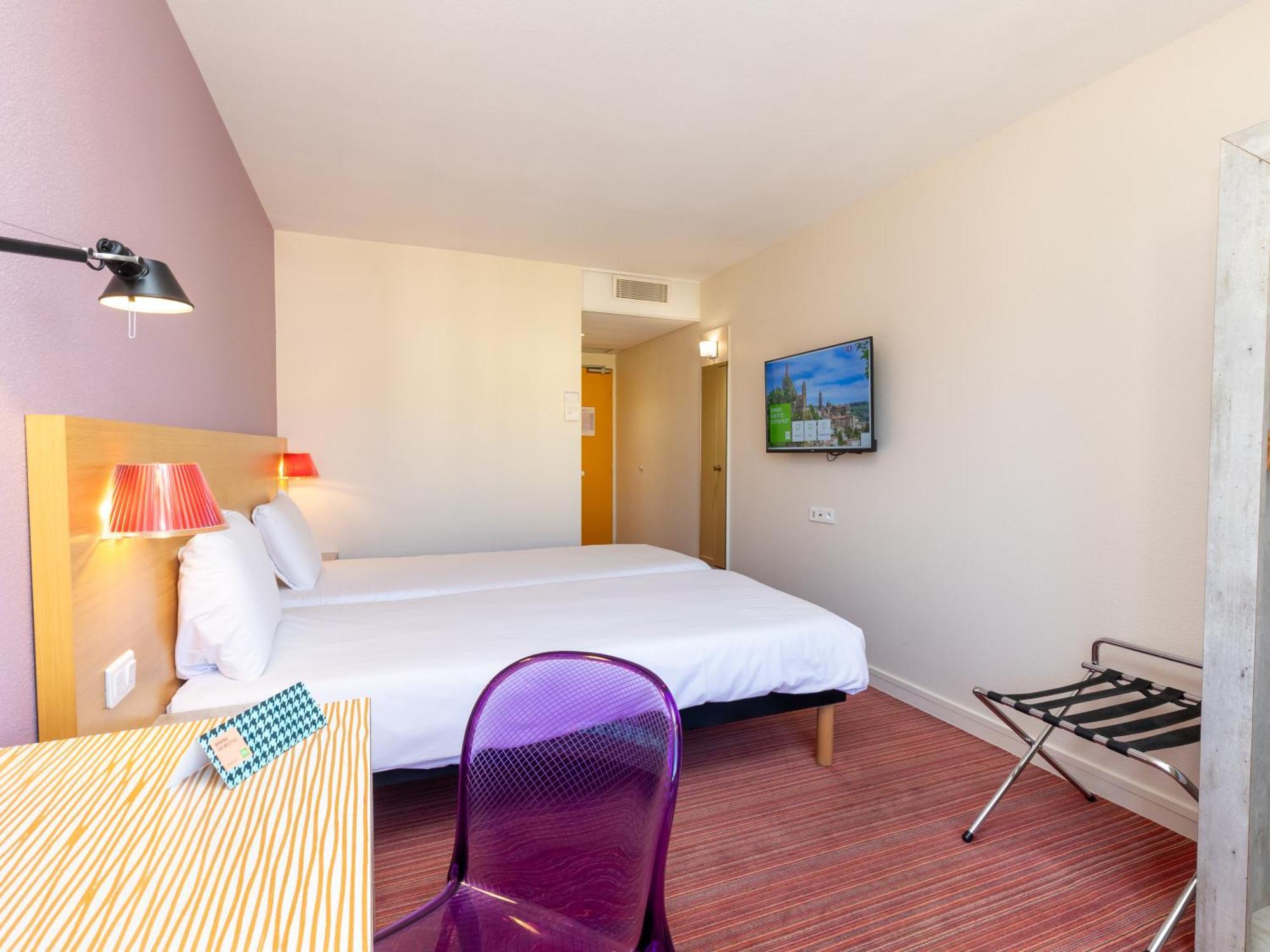 Ibis Styles Le Puy En Velay Hotel Buitenkant foto