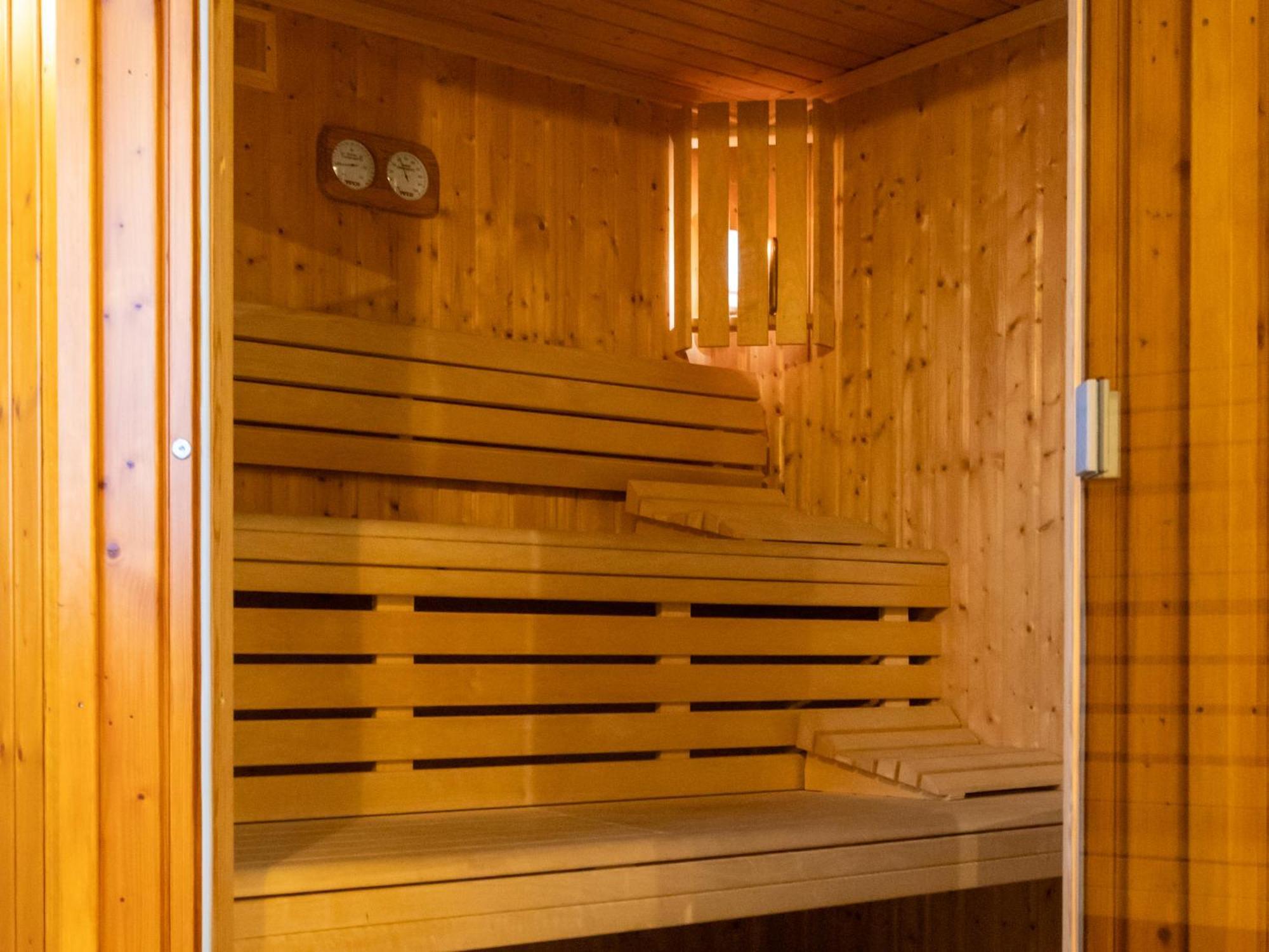 Ibis Styles Le Puy En Velay Hotel Buitenkant foto