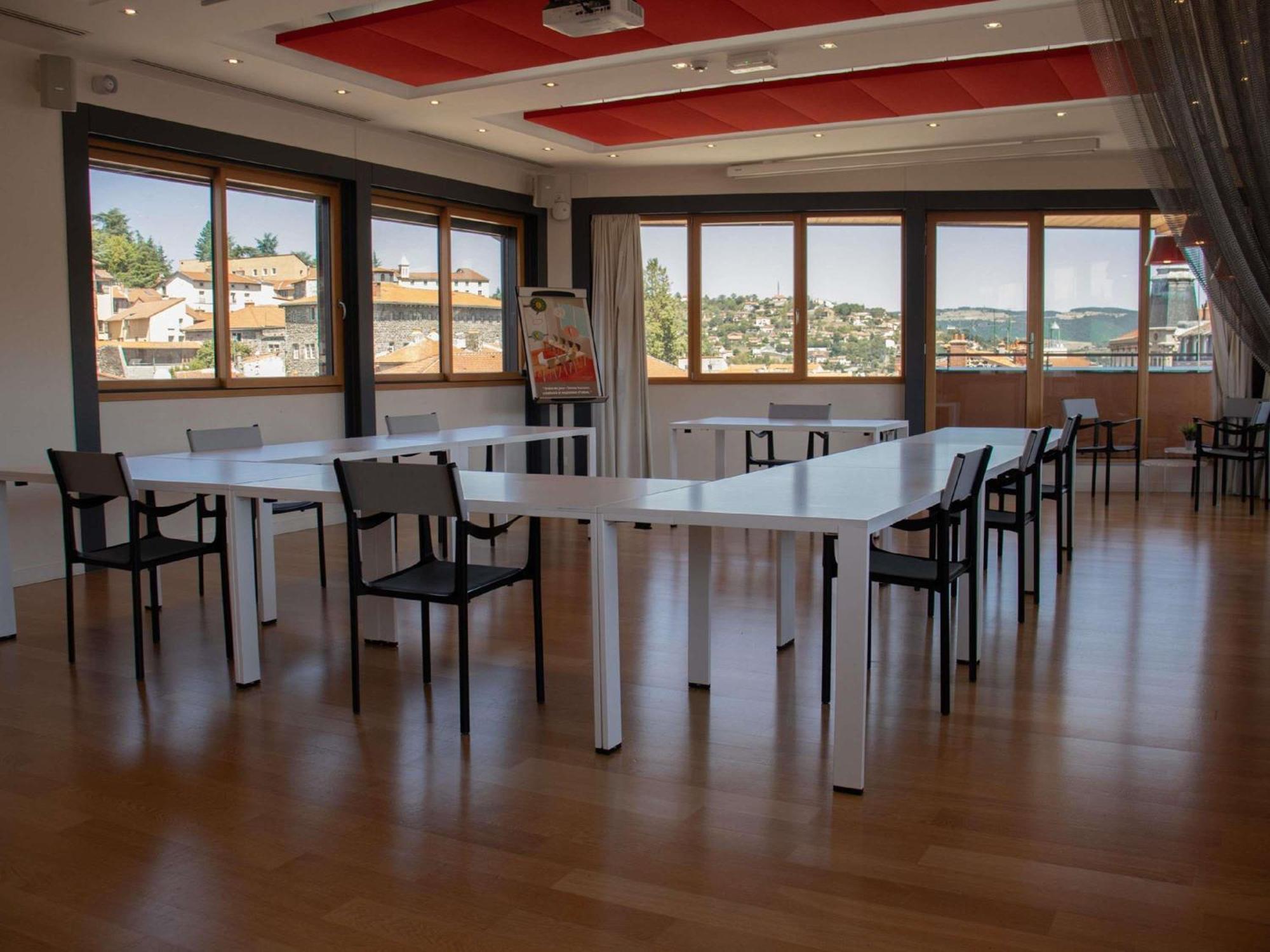 Ibis Styles Le Puy En Velay Hotel Buitenkant foto